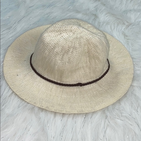 XHILARATION knit sun hat - Picture 1 of 3